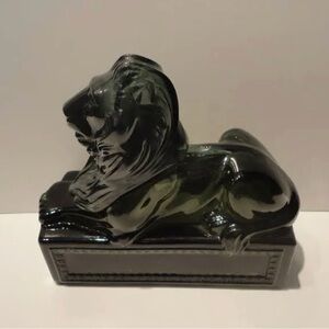 🔘AVON CLASSIC LION